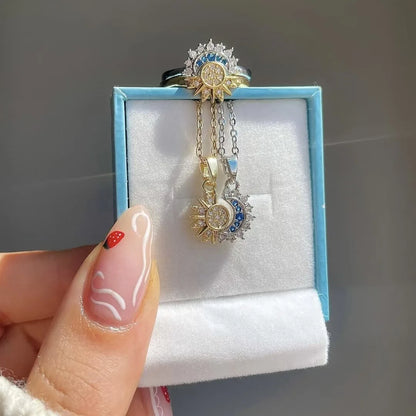 Set "Astro" · Dúo de Collares y Anillo Sol & Luna