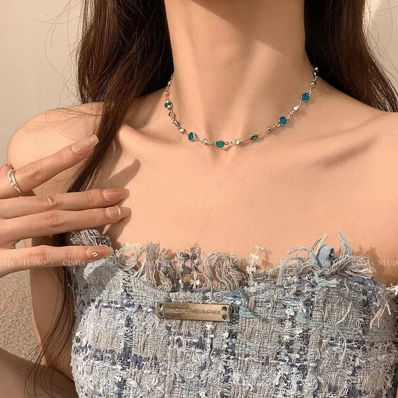 Collar "Aura Butterfly" · Doble Cadena & Cristales