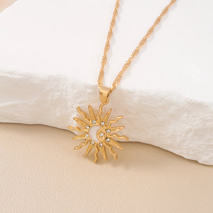 1Pcs Shining Rhinestone Unique Design Sun Star Moon Three In One Pendant Necklace Retro Women's Daily Versatile Party Jewelry